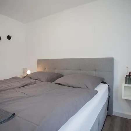 Wohnzauber Grosse Fuer 6 Personen Mit Hund Апартаменти *